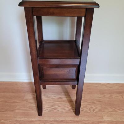 Table Lamp and Night Stand (B2-EL)