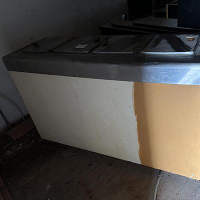 Vintage Ice Cream Freezer