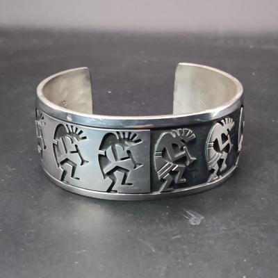 STERLING SILVER 2 TONE CUFF BRACELET MARKED "BG" 71.63g