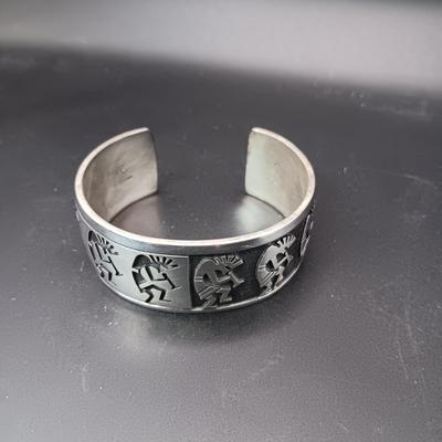 STERLING SILVER 2 TONE CUFF BRACELET MARKED "BG" 71.63g