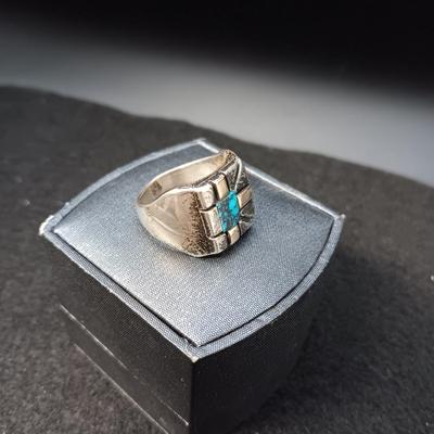 STERLING SILVER AND TURQUOISE RING 13.76g SIZE 8 1/2