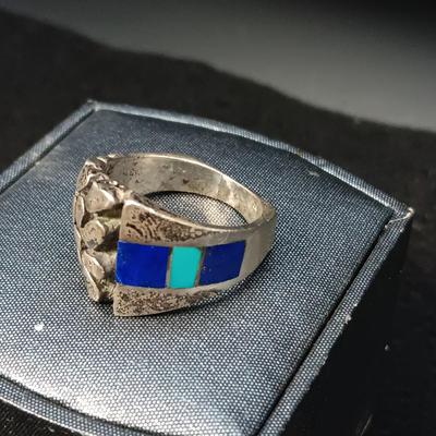 VERY UNIQUE STERLING SILVER WITH BLUE STONES RING 9.27g SIZE 8