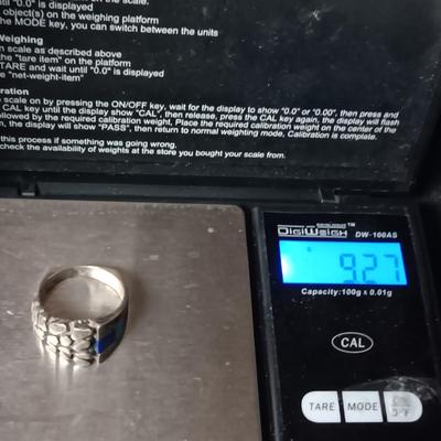 VERY UNIQUE STERLING SILVER WITH BLUE STONES RING 9.27g SIZE 8