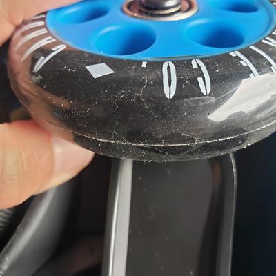 Ultra Wheels In-Line Skates (Wms 7) & Cardiff Cruisers (Sm) (G-KD)