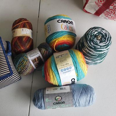 NIB Yarn and Sewing Basket (G-KD)
