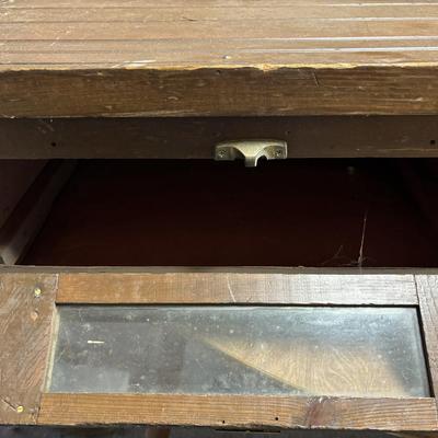 Vintage Wisconsin Ironclad Incubator