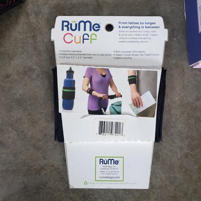 NIB Exercise Equipment: Fitbit, Giam, Purathletics and More (G-KD)