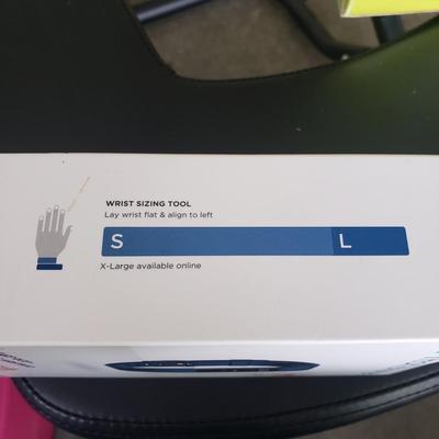 NIB Exercise Equipment: Fitbit, Giam, Purathletics and More (G-KD)