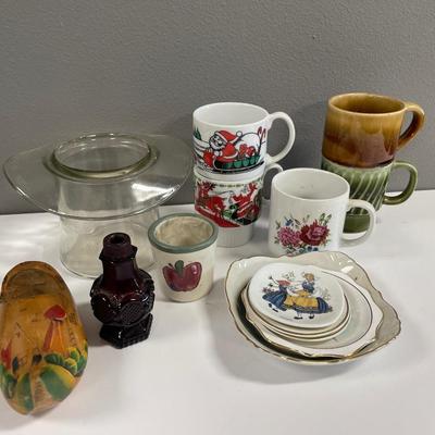 Stacking mugs, plates and decorative items