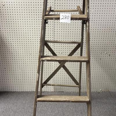 Arts and Crafts Ladder