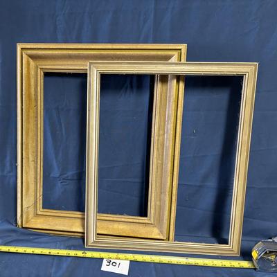 Frame Lot