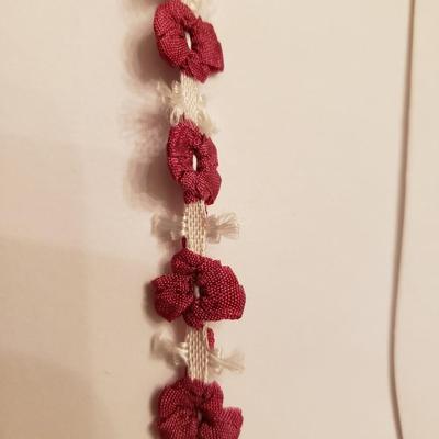 Ribbon Garland Trim