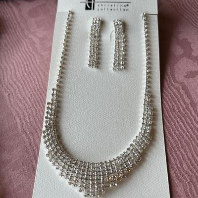Big Lot Costume Jewelry Mostly Vintage, Some Signed