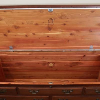 LANE Traditional Style Cedar Chest with Two Drawers