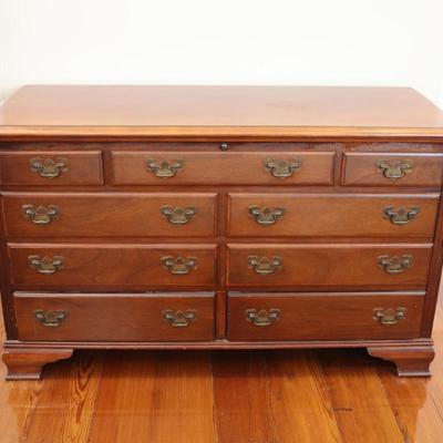 LANE Traditional Style Cedar Chest with Two Drawers