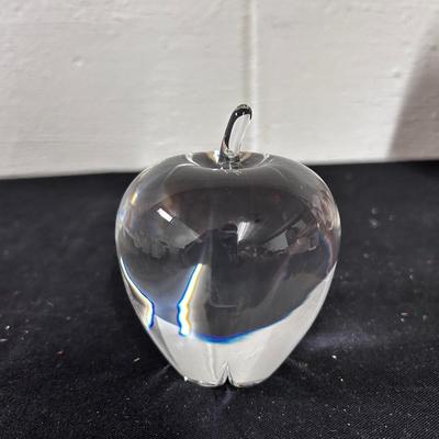 Steuben apple paperweight