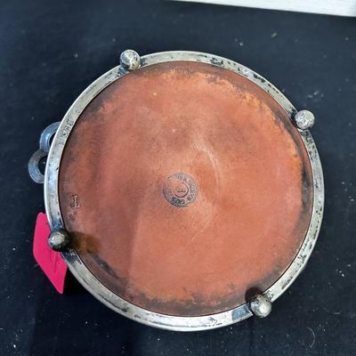 Silver casserole holder + covered casserole dish