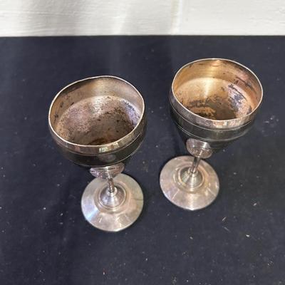 Meriden wine goblets silver-plate (2)