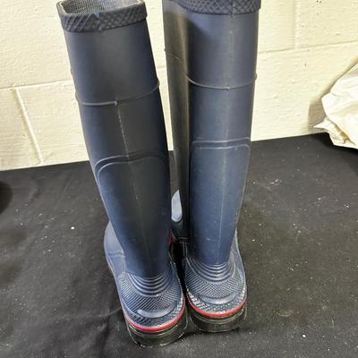 Northerner brand rubber boots Women's size 8