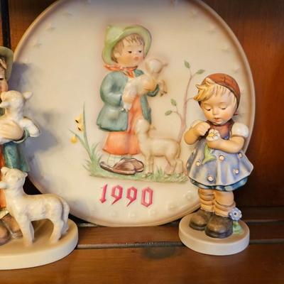 Hummel Collectors Plate 1990 19th Annual Plate