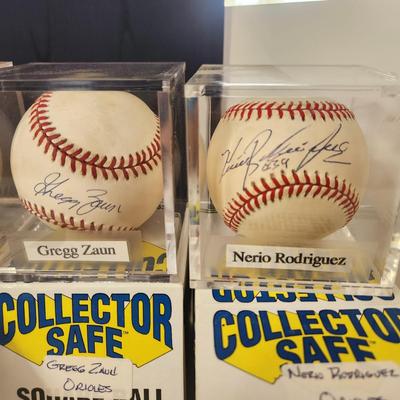 Lot of 4 OMLB Signed Autographed Baseball Gregg Zaun Nerio Rodriguez Pete Richert Alan Mills
