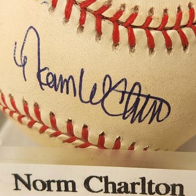 Lot of 4 OMLB Signed Autographed Baseball In Collectors Case Ozzie Guillen, Manny Alexander, Norm Charlton, Pat Gillick