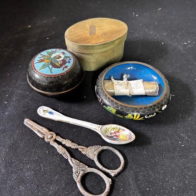 Vintage dresser top items