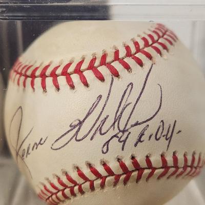 Lot of 4 OMLB Signed Autographed Baseball Aaron Ledesma Doug Drabek Armando Benetiz , Jermone Walton