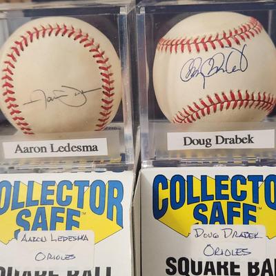 Lot of 4 OMLB Signed Autographed Baseball Aaron Ledesma Doug Drabek Armando Benetiz , Jermone Walton