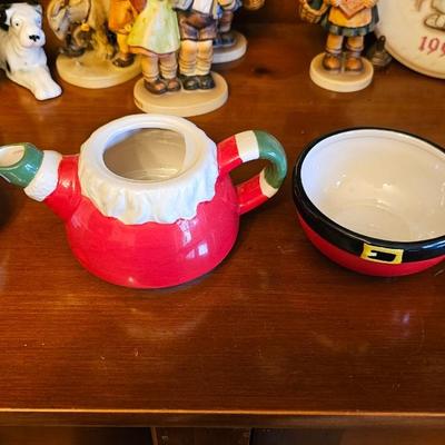 Santa 3 piece tea pot