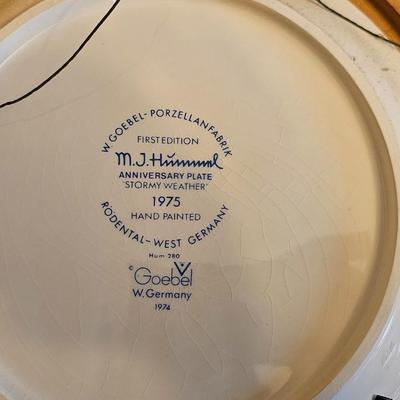 Hummel Collectors Plate First Edition "Stormy Weather"