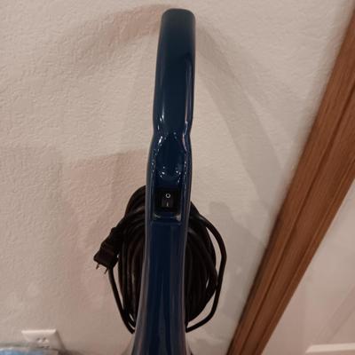 RICCAR 4512 AMERICAN CONTEMPO VACUUM WITH EXTRA FILTERS AND BAGS