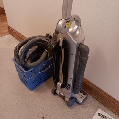 EUREKA "THE BOSS" PRO BAGLESS, SUPERLITE VACUUM