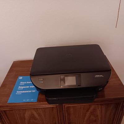 HP ENVY 5660 PRINT/SCAN/COPY/PHOTO PRINTER