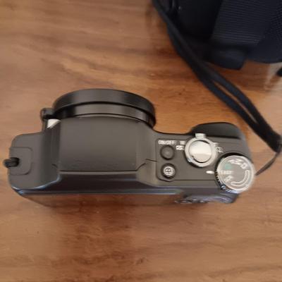SONY CYBER-SHOT DIGITAL CAMERA