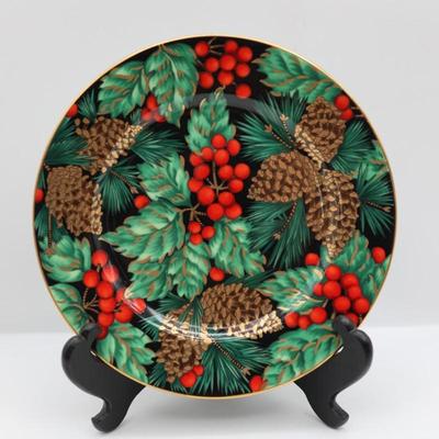FITZ and FLOYD Porcelain Plate "Holiday Pine"