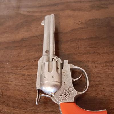 GENE AUTRY TOY METAL CAP GUN