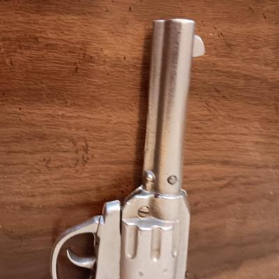 GENE AUTRY TOY METAL CAP GUN