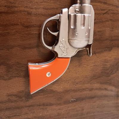 GENE AUTRY TOY METAL CAP GUN