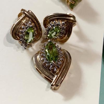 Estate Jewelry Earrings / Pendants Lot