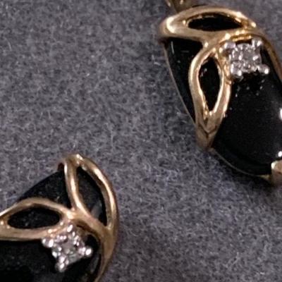 Estate Jewelry Earrings / Pendants Lot