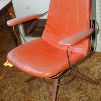 1960'S ARM CHAIR W/ ORANGE VINYL UPHOLSTERY AND TUBULER FRAME