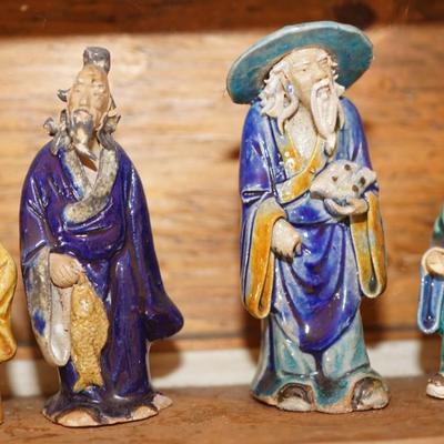 GROUPING OF FOUR 1960'S CHINESE "MUD" FIGURINES ELDERS / COLORFUL GLAZE