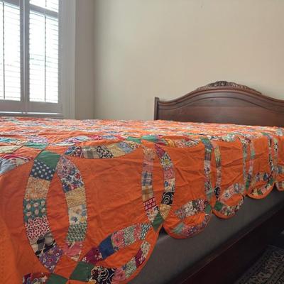 Double Wedding Ring Quilt