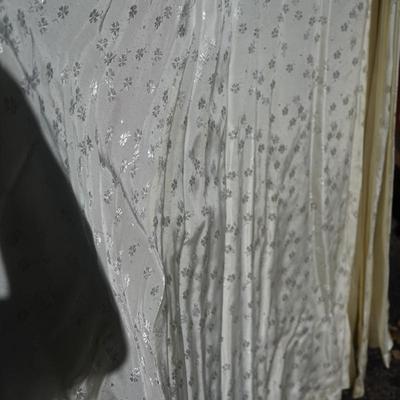 CLASSIC FORMAL VINTAGE DRESS IN IVORY COLOR SATIN FABRIC