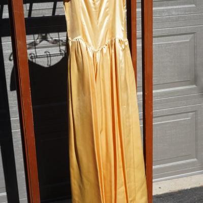 1960's SATIN FORMAL DRESS IS GOLD TONE