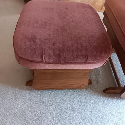 DUSTY ROSE GLIDER WITH GLIDING OTTOMAN