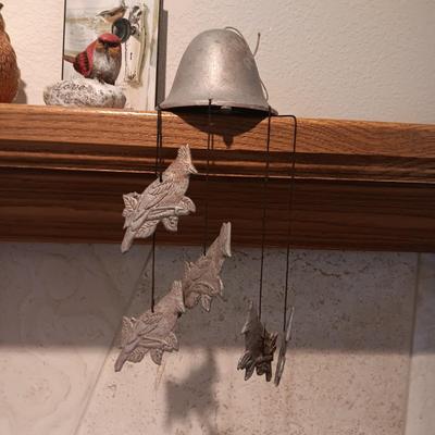 QUAIL SHAKERS, BIRD WIND CHIME AND OTHER BIRD FIGURES