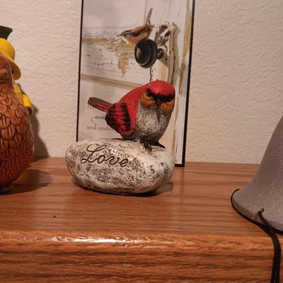QUAIL SHAKERS, BIRD WIND CHIME AND OTHER BIRD FIGURES