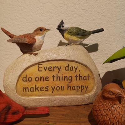 QUAIL SHAKERS, BIRD WIND CHIME AND OTHER BIRD FIGURES